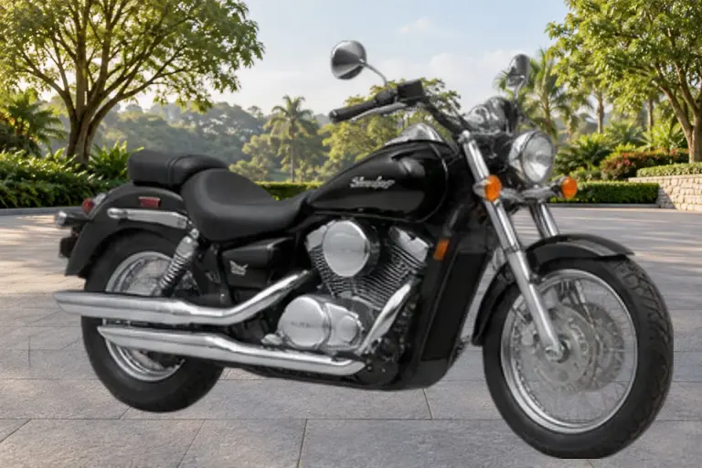 Imagen referencial de Honda Shadow, año 2000, diseño 1998–2003, color Negro aproximado. No es una fotografía del vehículo rematado.