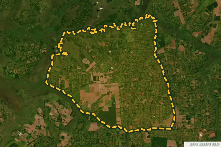 Vista satelital de Choré, Paraguay. Zona de referencia del inmueble en remate; no delimita la parcela ni identifica el inmueble.