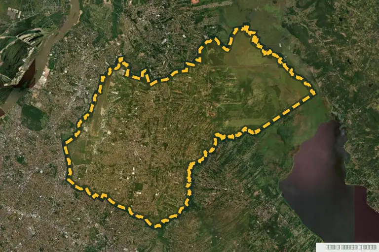 Vista satelital de Luque, Paraguay. Zona de referencia del inmueble en remate; no delimita la parcela ni identifica el inmueble.
