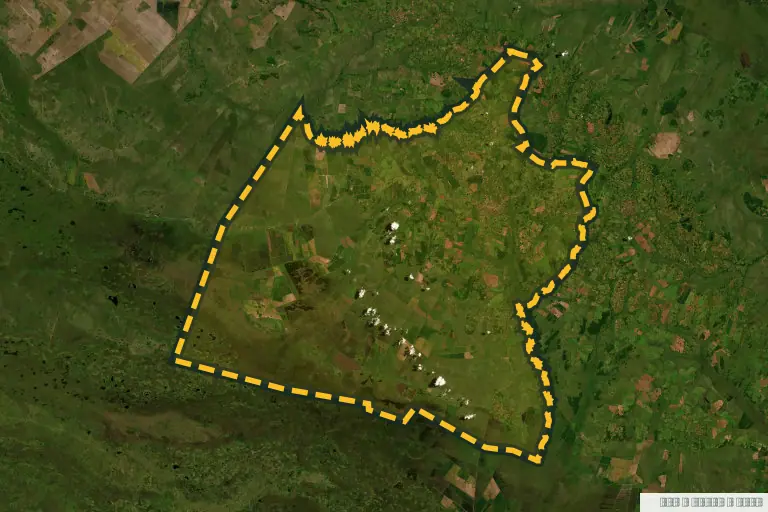 Vista satelital de San Ignacio, Paraguay. Zona de referencia del inmueble en remate; no delimita la parcela ni identifica el inmueble.