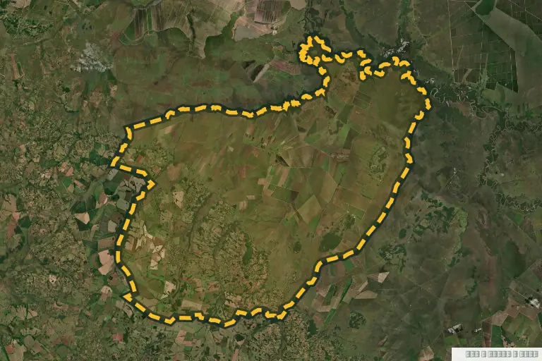 Vista satelital de Santa María Misiones, Paraguay. Zona de referencia del inmueble en remate; no delimita la parcela ni identifica el inmueble.