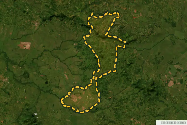 Vista satelital de Sapucai, Paraguay. Zona de referencia del inmueble en remate; no delimita la parcela ni identifica el inmueble.